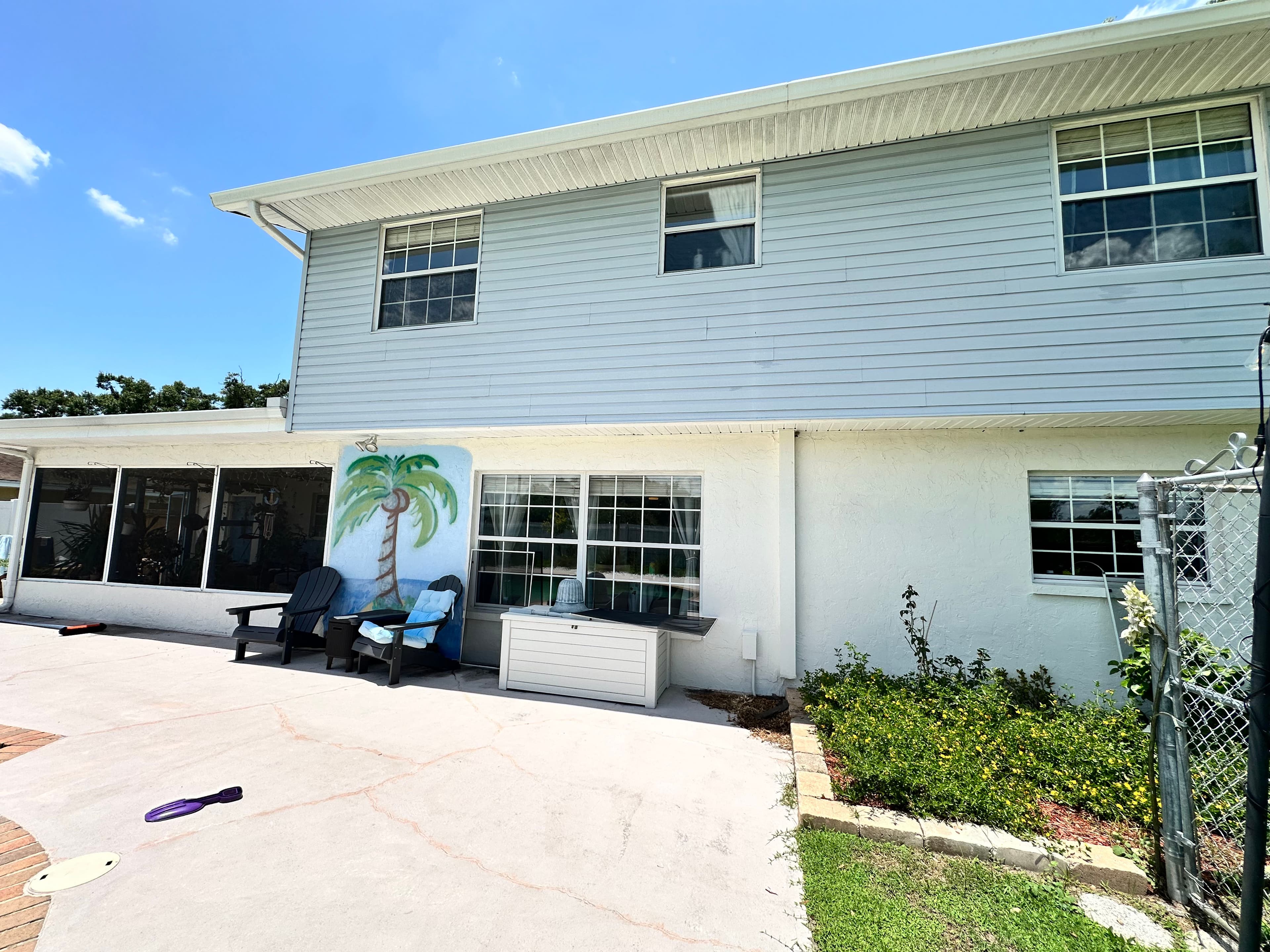 Project Exterior Window Cleaning That Makes Your Home Look Sharp image
