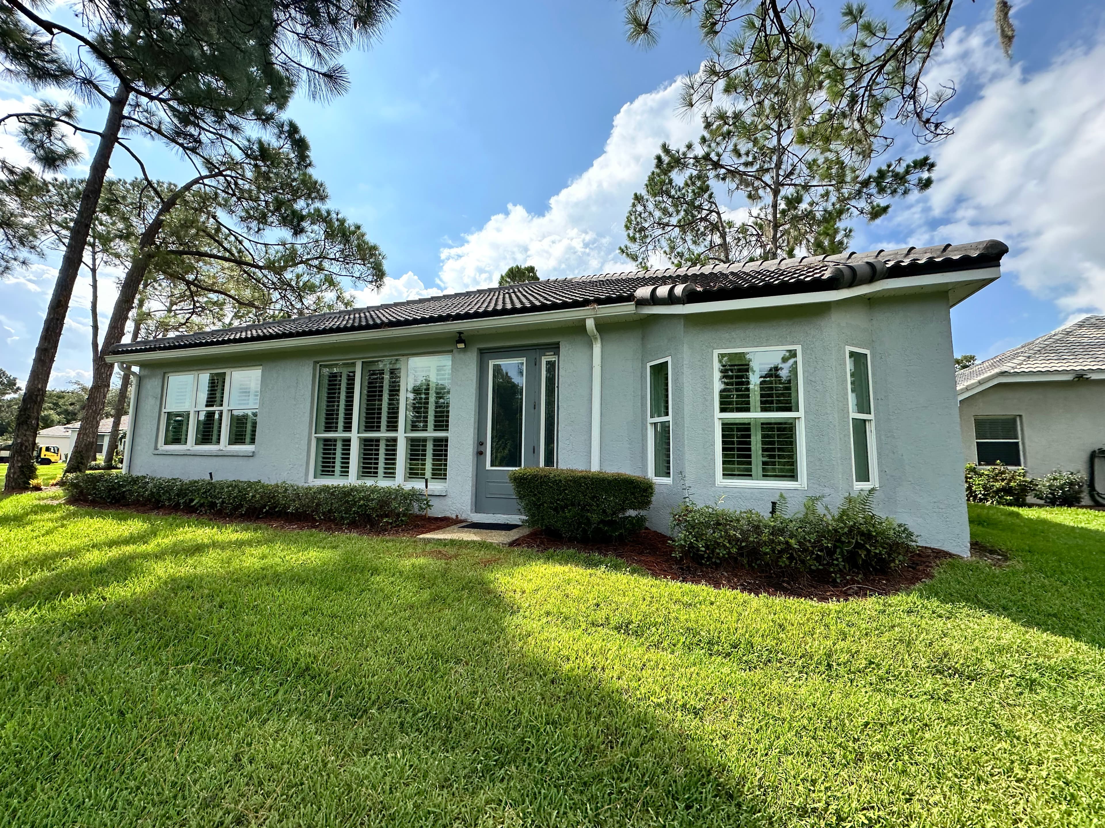 Project Exterior Window Cleaning That Actually Changes How Your Home Looks image