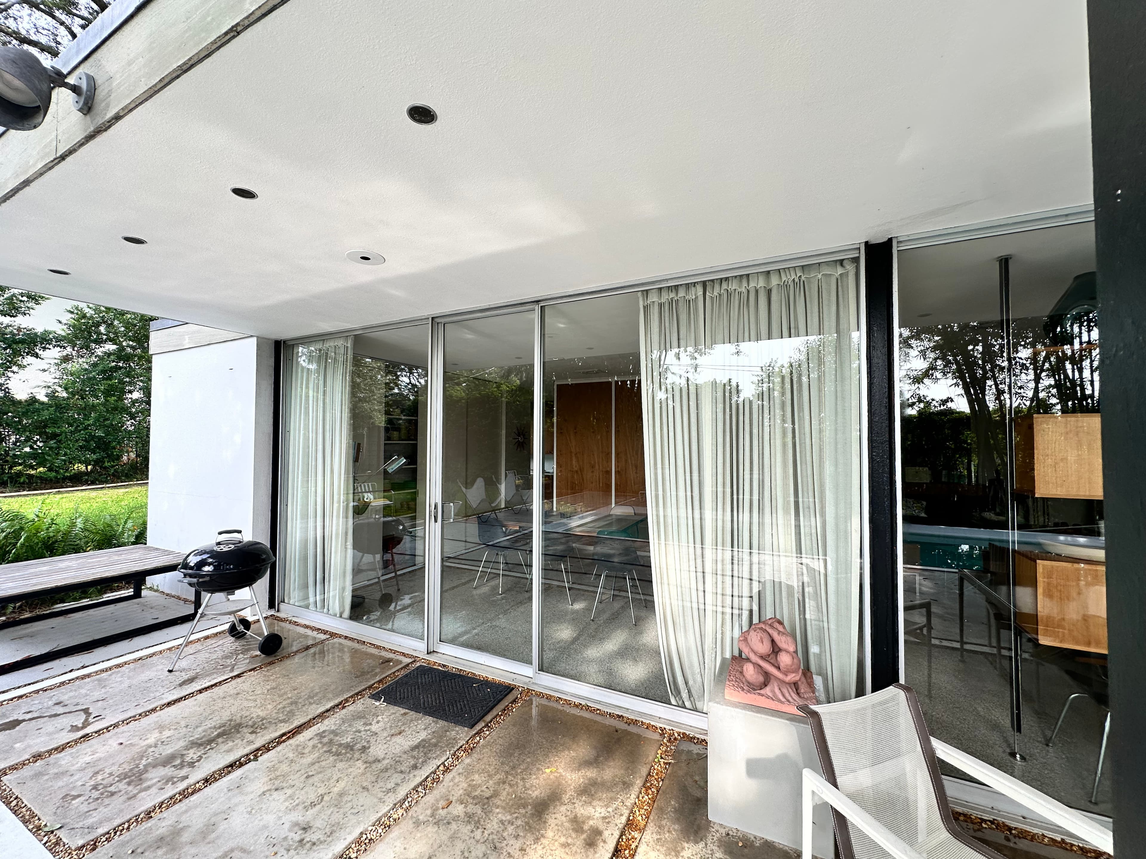 Project Clean Exterior Windows Make a Home Look Sharp image