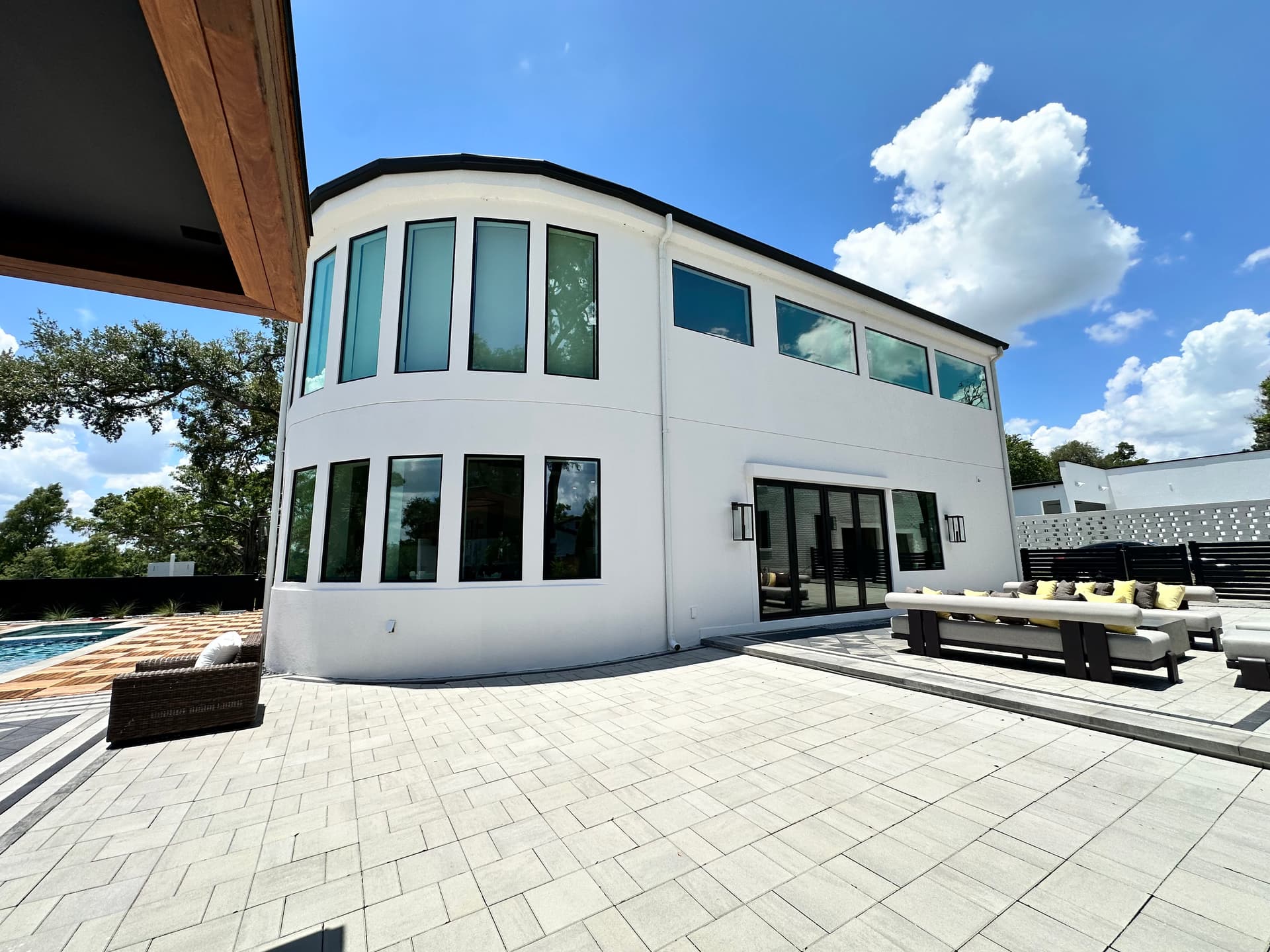 Interior Window Cleaning That Makes Every Room Feel Brighter image