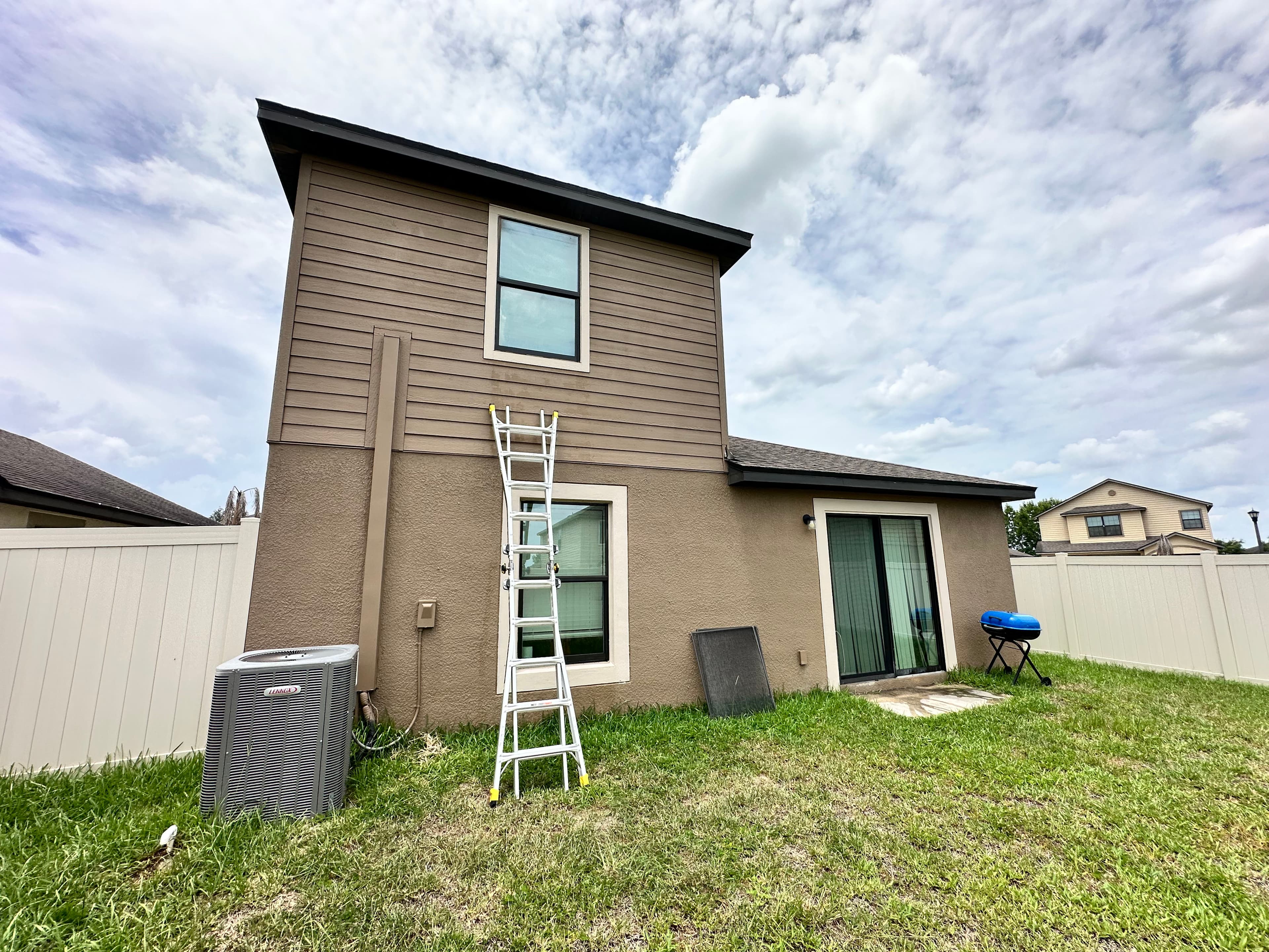 Project Exterior Window Cleaning That Actually Makes a Difference image
