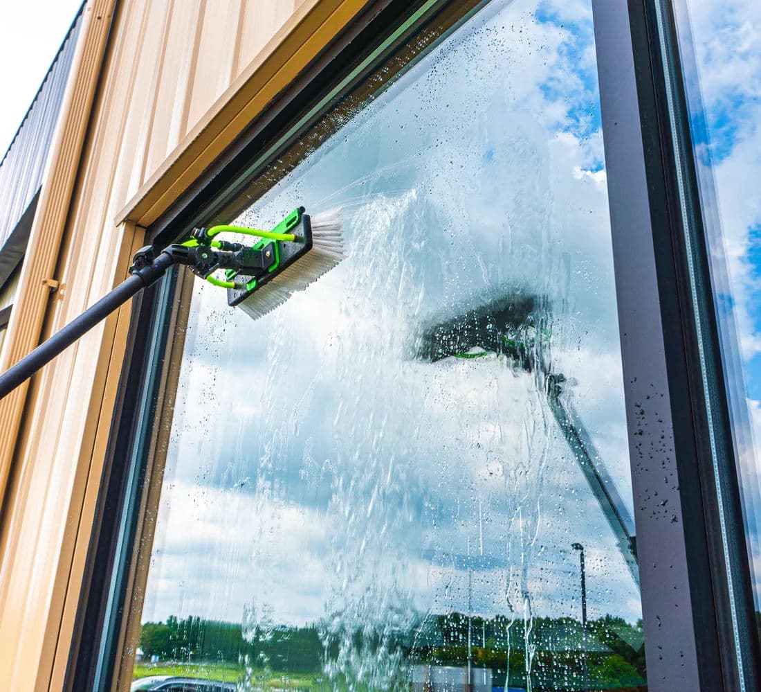 Project Lakeland Window Cleaning Shines Bright in Winterhaven image