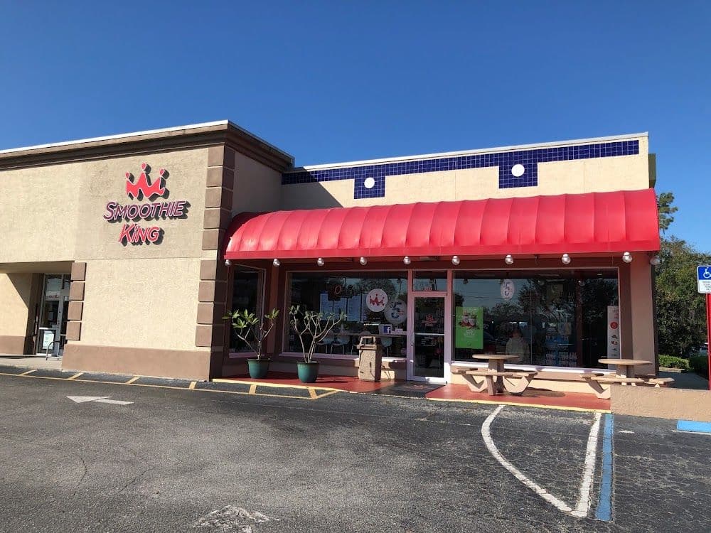 Clean Windows Make a Stronger First Impression for Your Business image