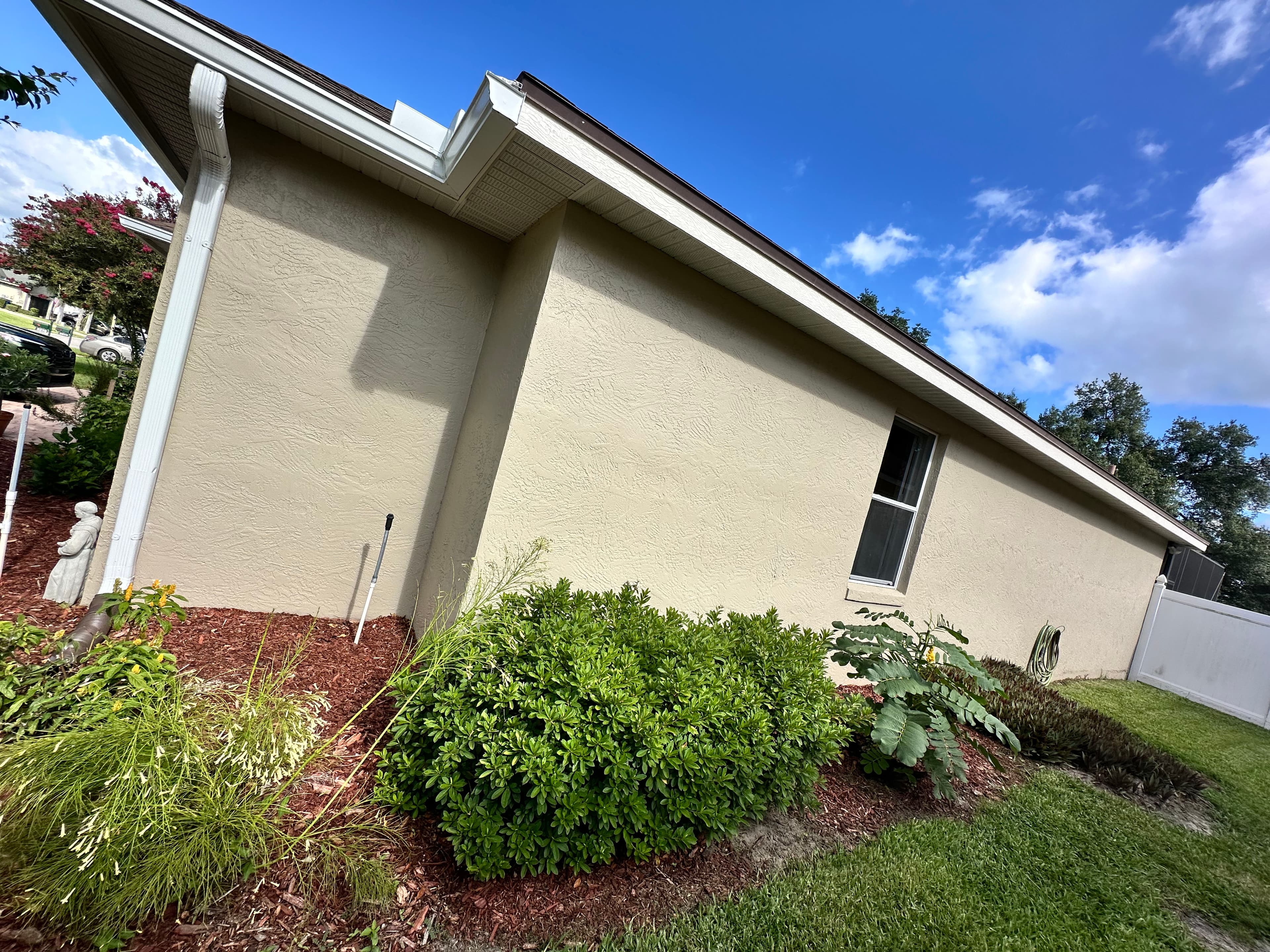 Project Exterior Window Cleaning Done Right in Lakeland image