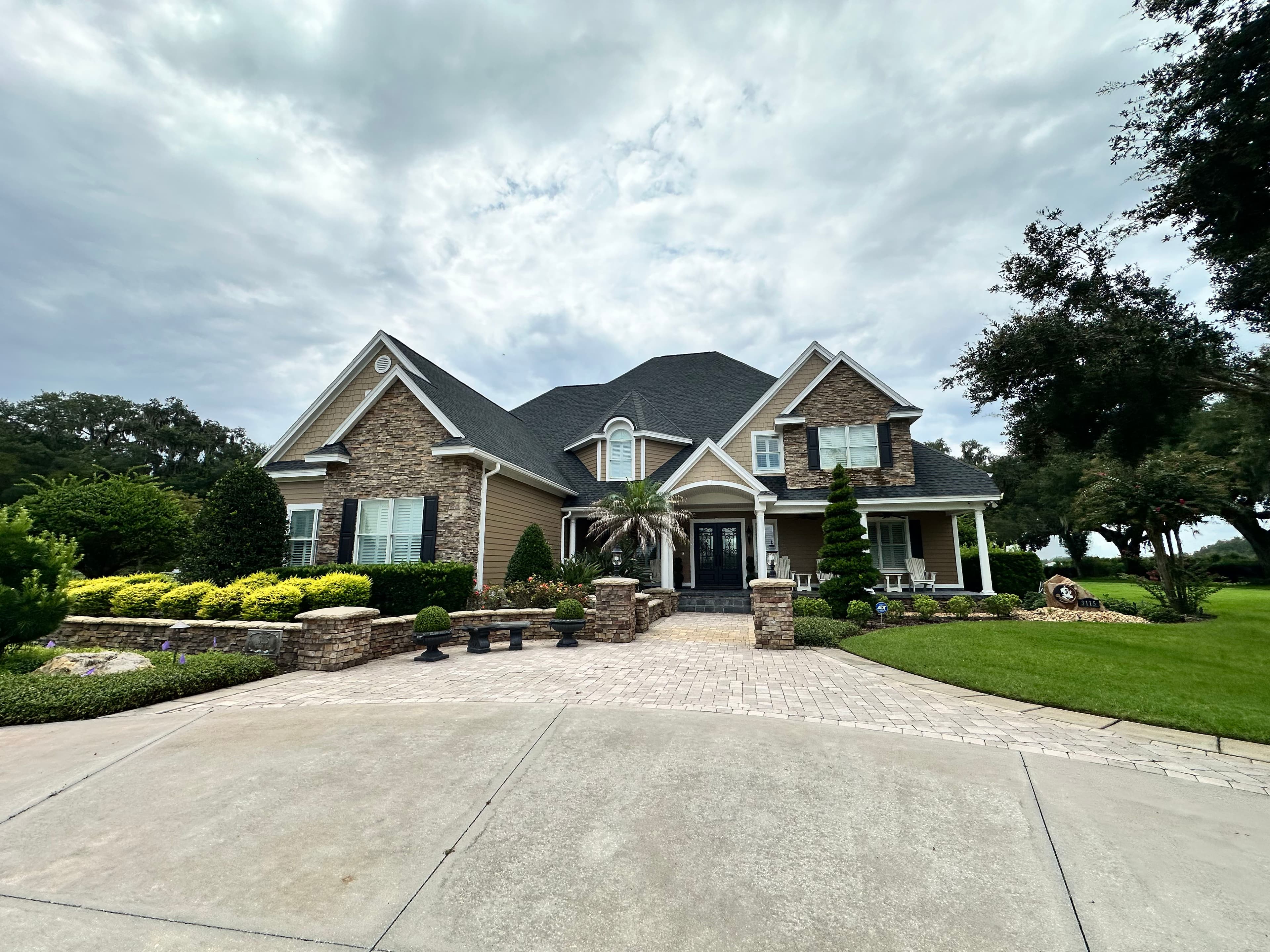 Project Streak-Free Window Cleaning That Makes Your Whole Home Shine image