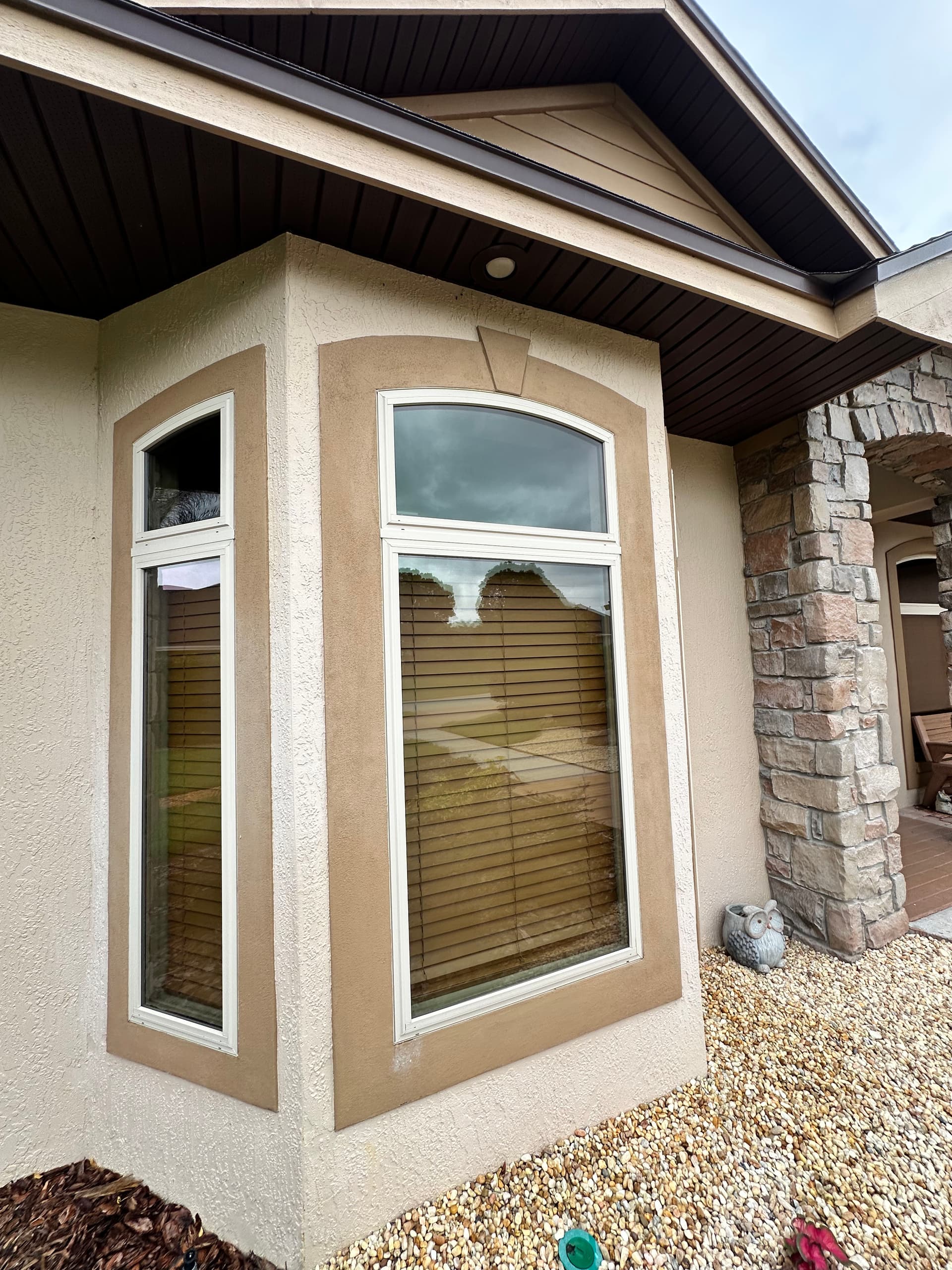 Full Interior and Exterior Window Cleaning in Lakeland image