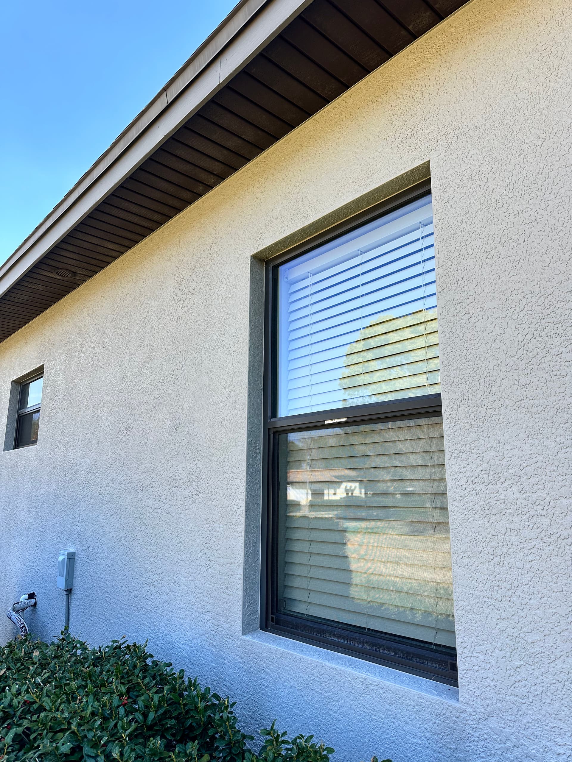 Gallery photos for Windows Gleaming at Delphi Blvd: Image #1