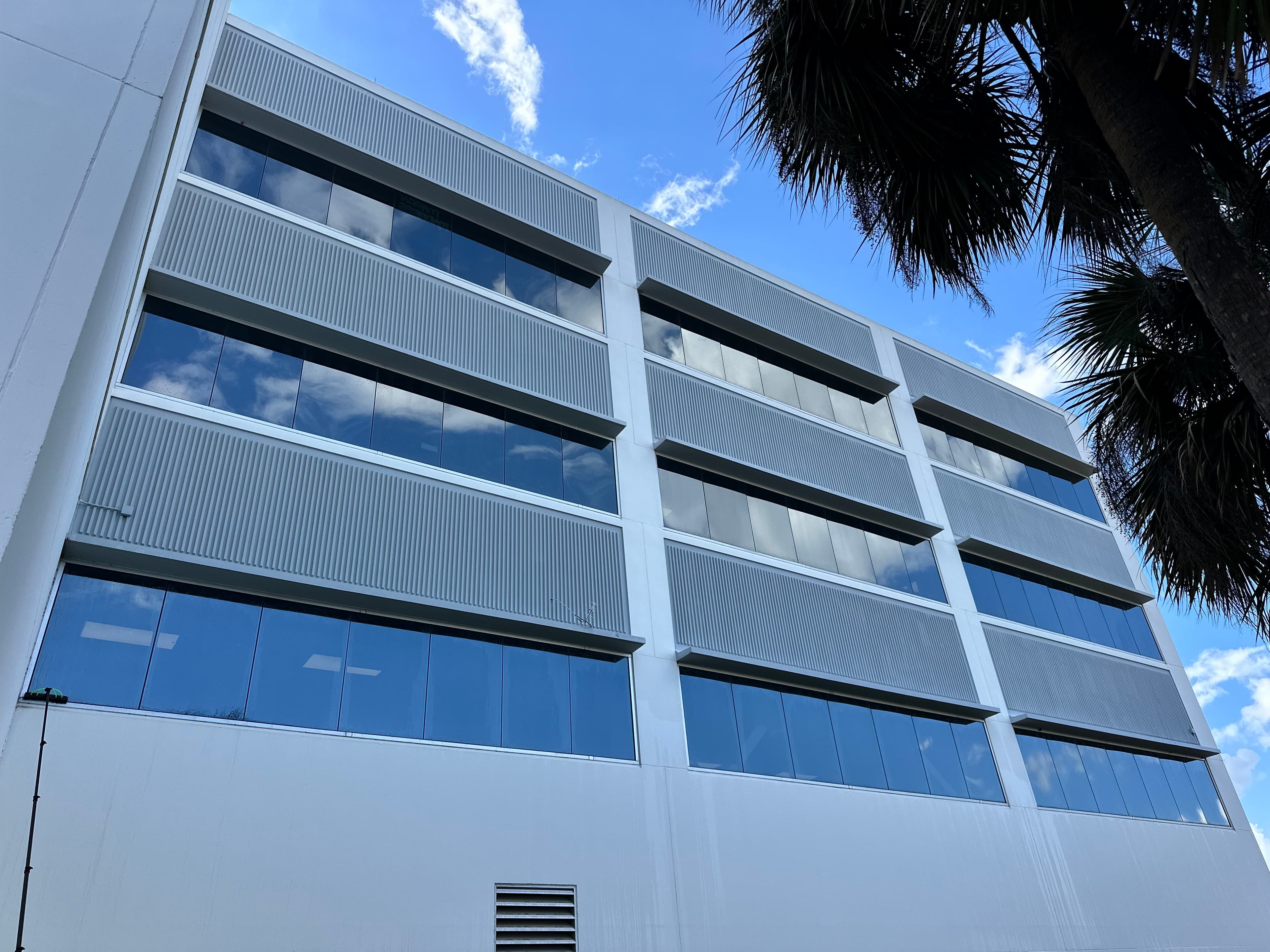 Project Lakeland Gleaming with Professional Window Cleaning image