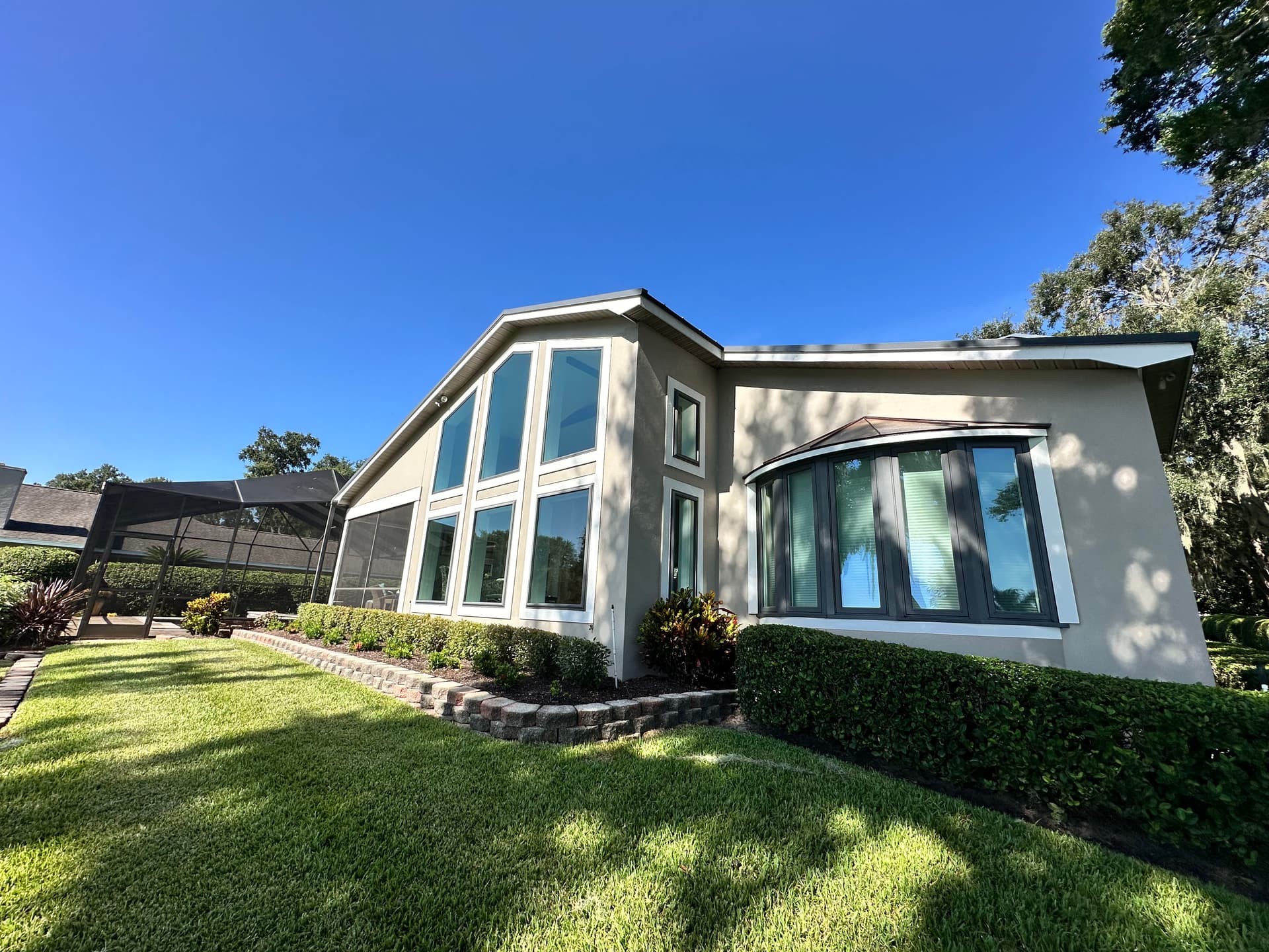 Clean Windows Make the Whole House Look Sharp image