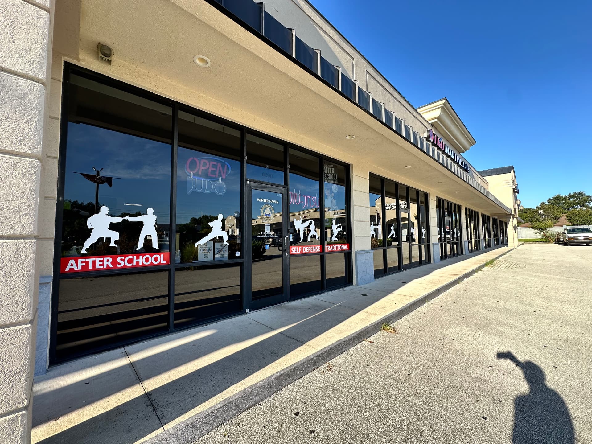 Clean Storefront Windows Make the Right First Impression image