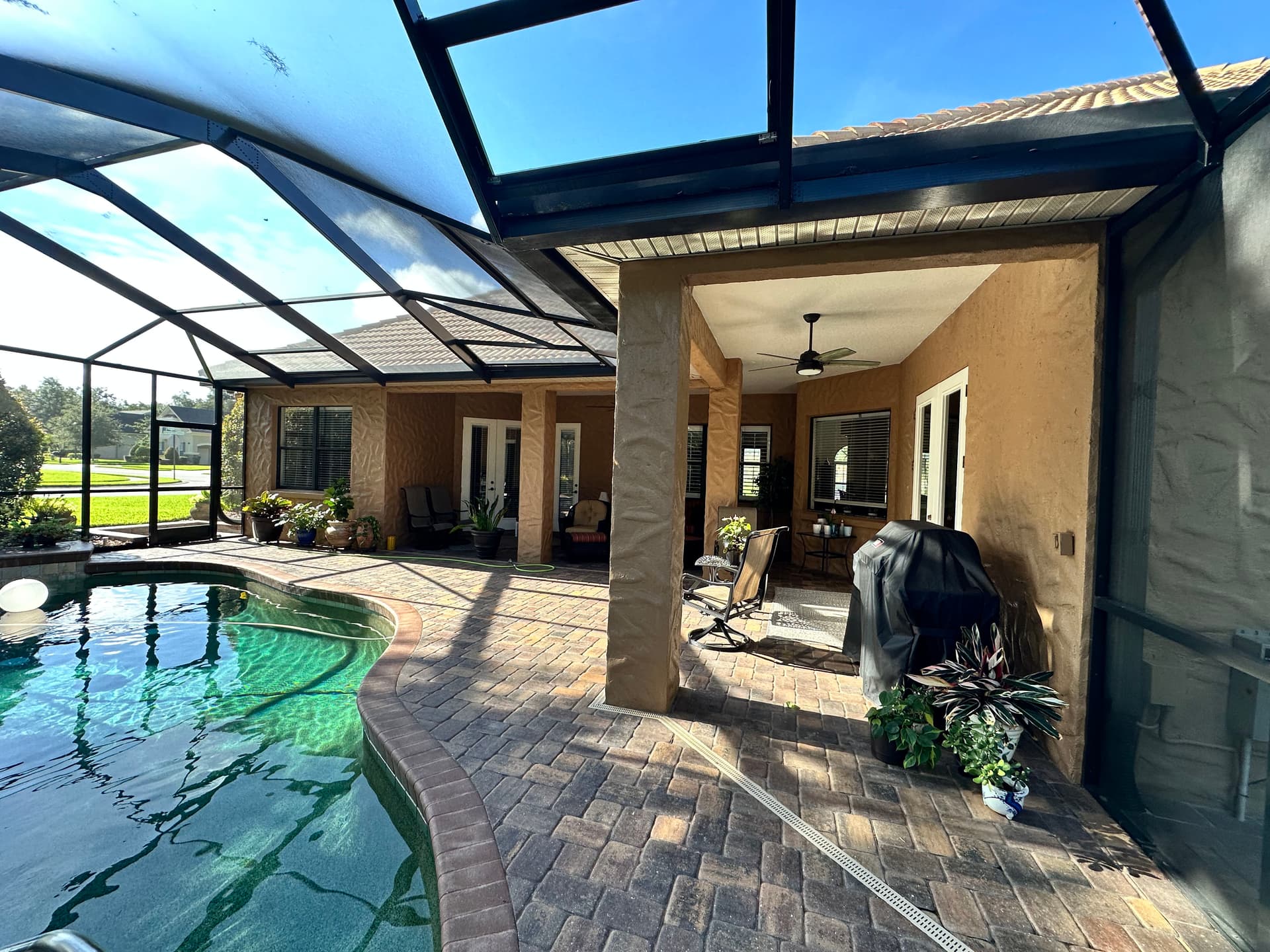 Exterior Window Cleaning Done Right in Lakeland FL image